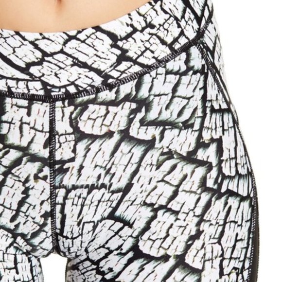 HPE Oak X Python print leggings NWT - Picture 8 of 8